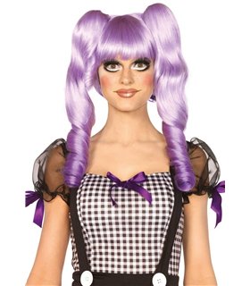 Dolly bob wig with clips