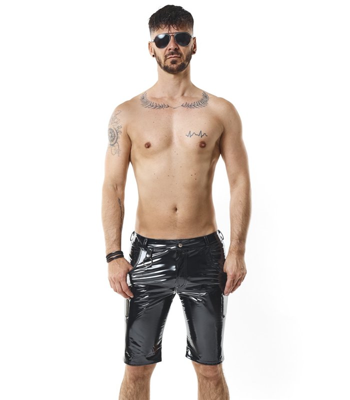 Herren PVC Shorts mit Metallring und Gürtelschlaufen | Regnes Fetish Planet