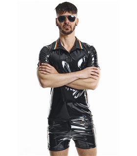 PVC Poloshirt mit Regenbogenfahne und Metallring | Regnes Fetish Planet PVC Poloshirt mit Regenbogenfahne und Metallring | Regnes Fetish Planet