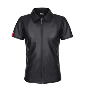 Wetlook-Poloshirt mit Reißverschluss und Ziernähten | Regnes Fetish Planet Wetlook-Poloshirt mit Reißverschluss und Ziernähten | Regnes Fetish Planet