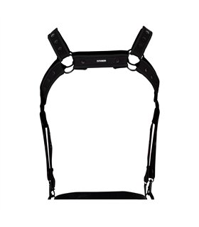 Männer Brust-Harness mit verstellbaren Druckknöpfen und Karabinerhaken | CUT4MEN Männer Brust-Harness mit verstellbaren Druckknöpfen und Karabinerhaken | CUT4MEN